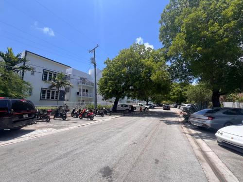 Pool and great view and Nice 1 Bedroorm with Pool in North Beach in Miami, USA