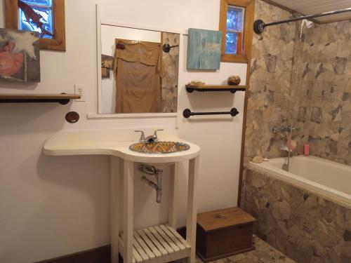 cabaña en la selva (cabana en la selva) in 烏提拉