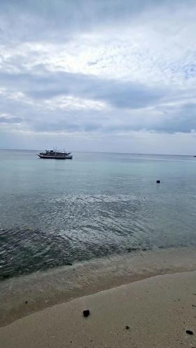 Tiny beach house, Private vacation home Tiny beach house, Private vacation home