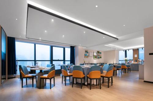 Restaurant, Changsha Zealandia Serviced Apartment near Hunan Provincial Museum