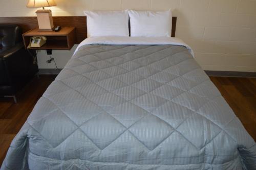 A1 Motel Room Type - Deluxe Room