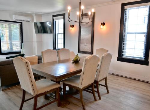 Alma 2 bedroom Sleeps 6 in อัลม่า