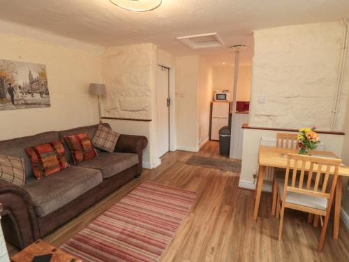 Abbey View Cottage - image 8