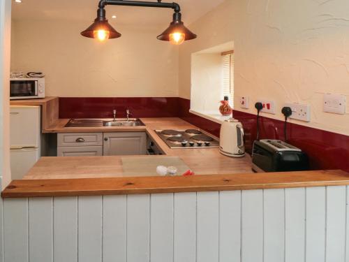 Abbey View Cottage - image 11