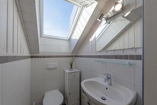 Holiday Home image 5