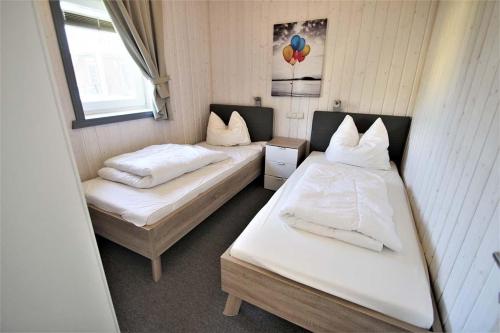 Holiday Home image 1
