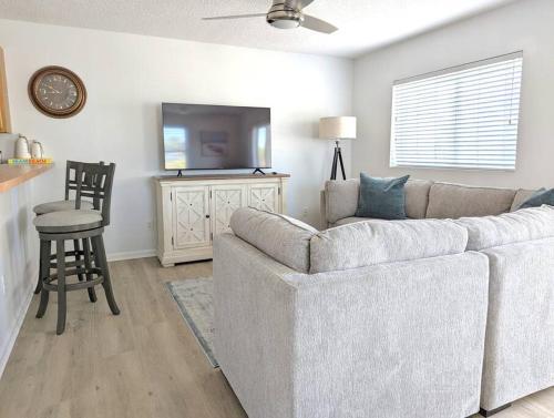 Be A Nomad - Lovely Neptune Beach 2bed, Monthly in Neptune Beach, USA