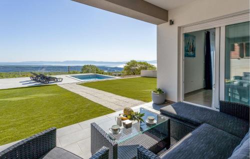 Gorgeous Home In Smrika With Kitchen