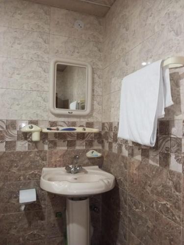 Islamabad Premium Hotel - image 6