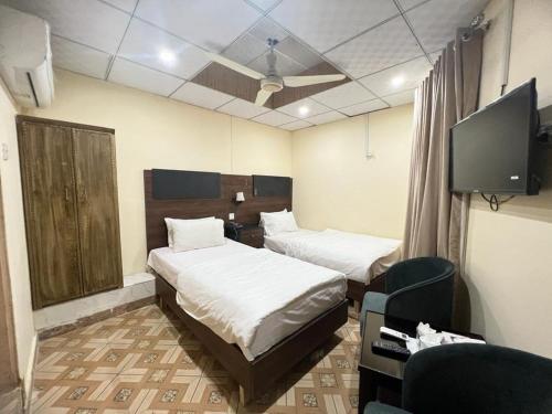 Islamabad Premium Hotel - image 10