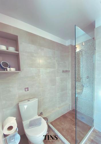 Tins Boutique Suites - image 10