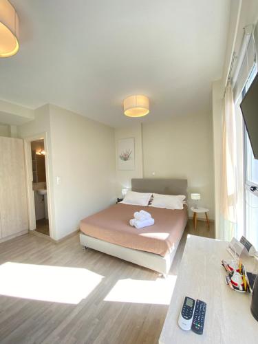 Tins Boutique Suites - image 6