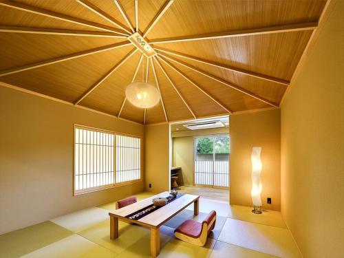 2 futon beds
