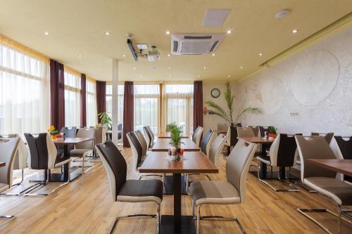 Hotel Mayer - image 11