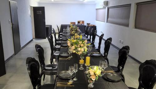 Safari Hotel & Convention Centre in 魯斯登堡