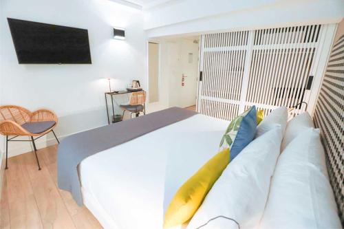 Superior Double Room image 4