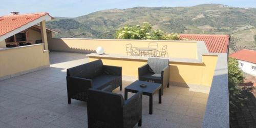 Douro House - image 6