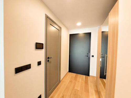 Johanna Quest Studio Johanna Quest Studio