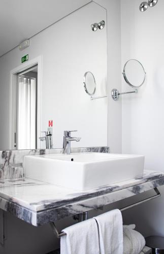 Rio Art Hotel - image 3