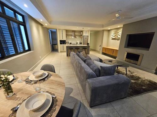 Central - Whale Watching Paradise -Self check in in Hermanus