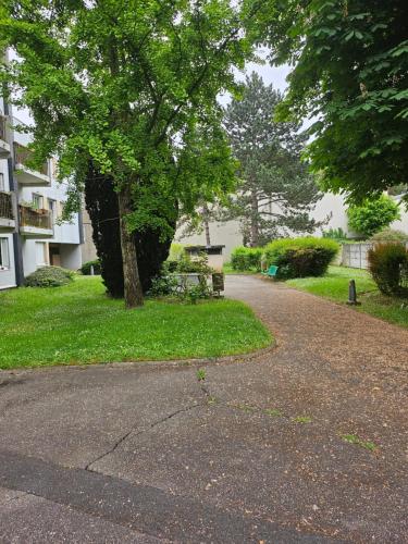 chambre 5mn de paris in Фонтане-су-Боа