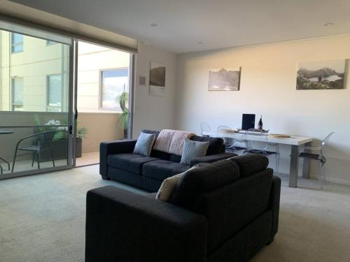 Apartment City Living! near Aurora Stadion