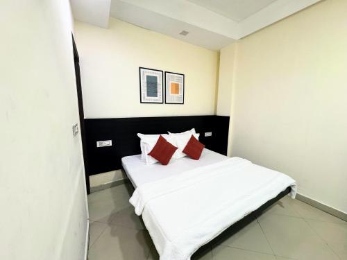 Standard Double Room room in Backpackers Nest
