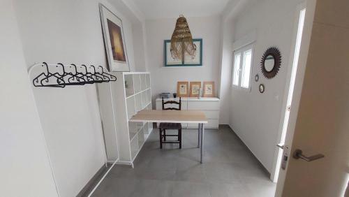 บริการและสิ่งอำนวยความสะดวก, La Casa del Bienestar in คาบรา