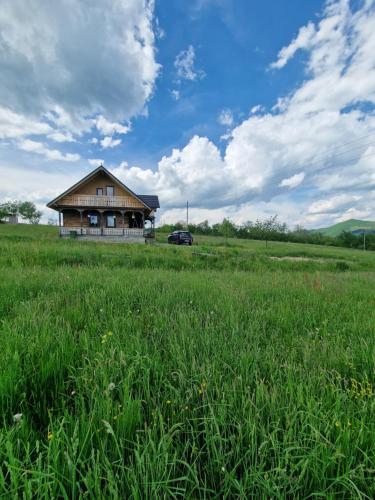 Casa bunicilor din Oncești