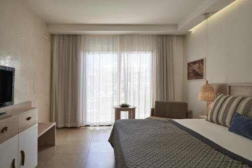 Atlantica Aeneas Resort - image 8