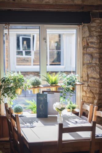 Chester House Hotel - image 2