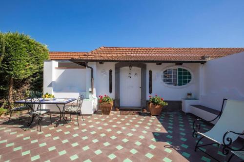 Villa Elide with private pool - image 3