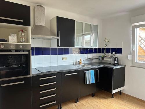 Kitchen, Ferienwohnung fur bis 5 Personen in Neulussheim