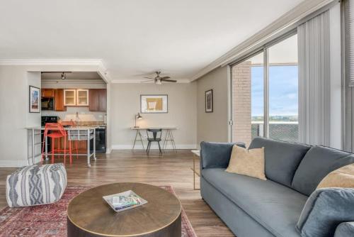 CozySuites 800 Tower 1BR with gym! 25 in Louisville, USA