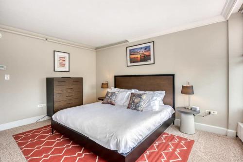 CozySuites 800 Tower 1BR with gym! 25 in Louisville, USA