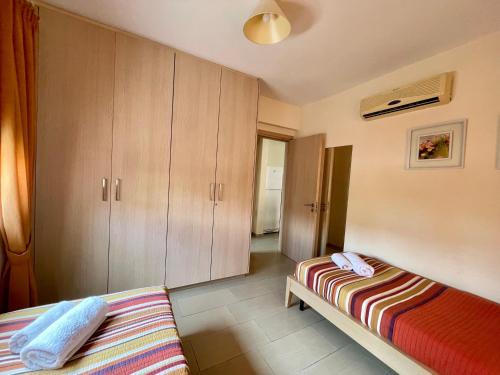One-Bedroom Apartment image 10