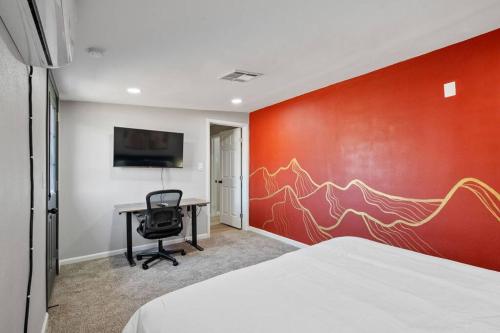12 Minutes From Downtown Phoenix - 1 Bedroom #B thumb 3