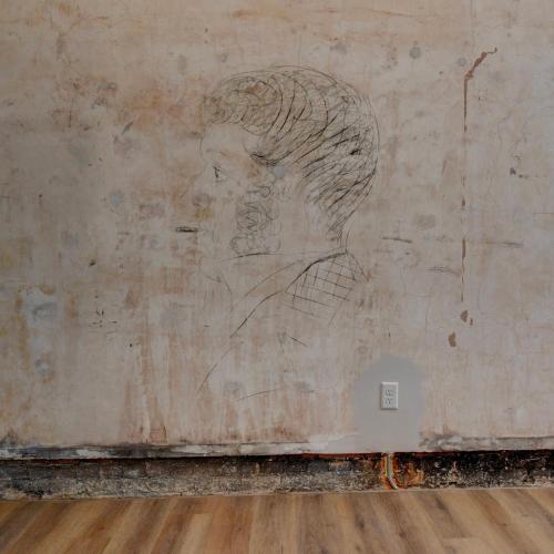 Kaufman Suite- BY BUSY INTERSECTION Kaufman Suite- BY BUSY INTERSECTION