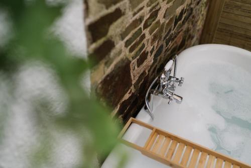 المرافق, Unique cottage with outdoor bath, dog-friendly stay in Bideford Town Center
