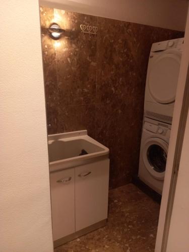 Three-Bedroom Apartment image 1
