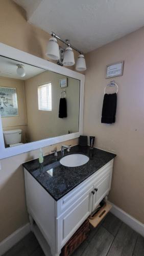 Unit 2 - Stylish 2BR Downtown Phoenix Retreat in Roosevelt Row, Parking Included, Phoenix (fotografie 10)