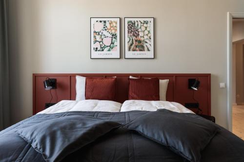 2 bedrooms, 3 beds