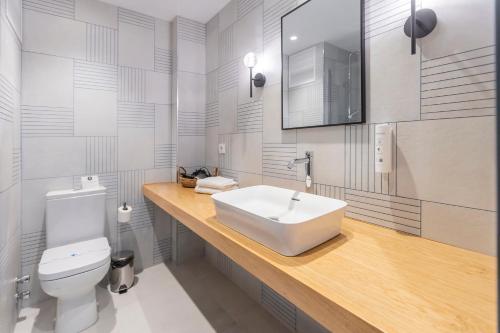 Soho Boutique Las Vegas - image 8