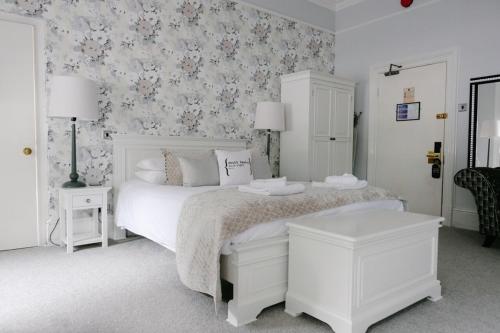 Court Colman Manor - main image