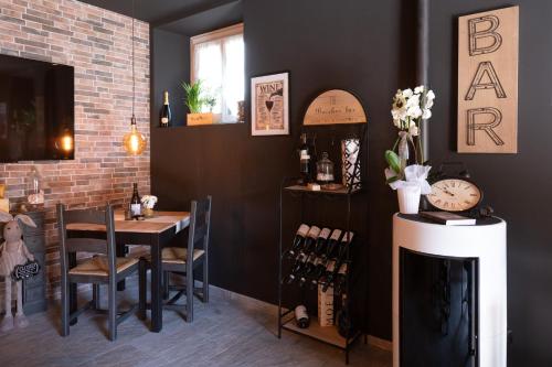Ma Maison in Bee