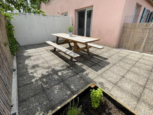 Appart cosy 4 à 6 pers - parking privé - 2 terrasses - Colmar