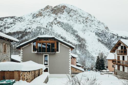 Exterior view, Le Chateau by Lodji in Saint-Marcel