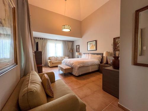 Villa Iris 2 story ocean view villa w/ pool access in Vega Alta