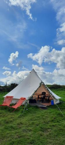 Summit Camping Kit Hill Cornwall Stunning Views Pitch Up or book Bella the Bell Tent