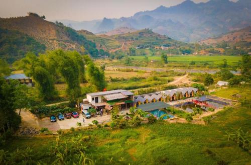 Homestay Suoi Khoang Minh Hang - 숙소 외관